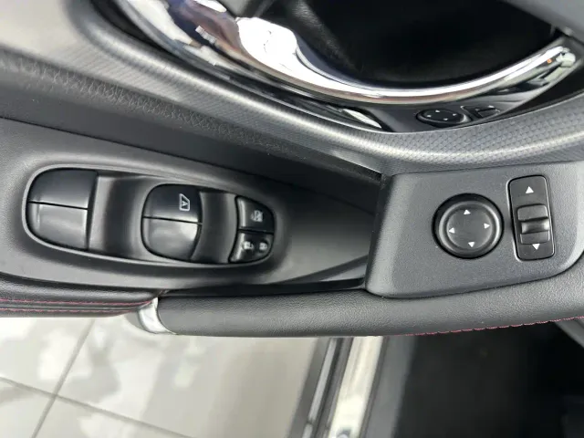 Nissan Qashqai — Фото автомобиля 12