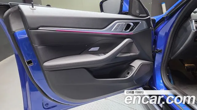 BMW i4 — Фото автомобиля 13