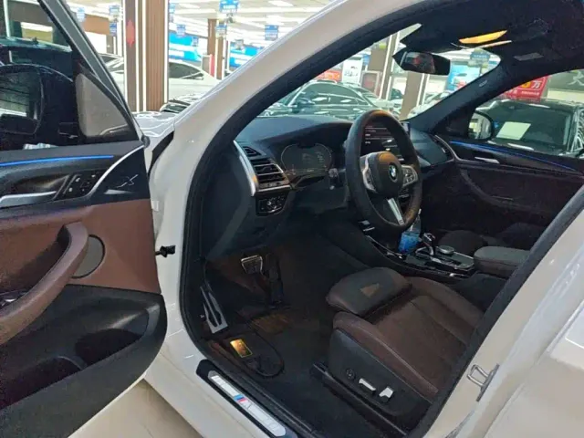BMW X3 — Фото автомобиля 15