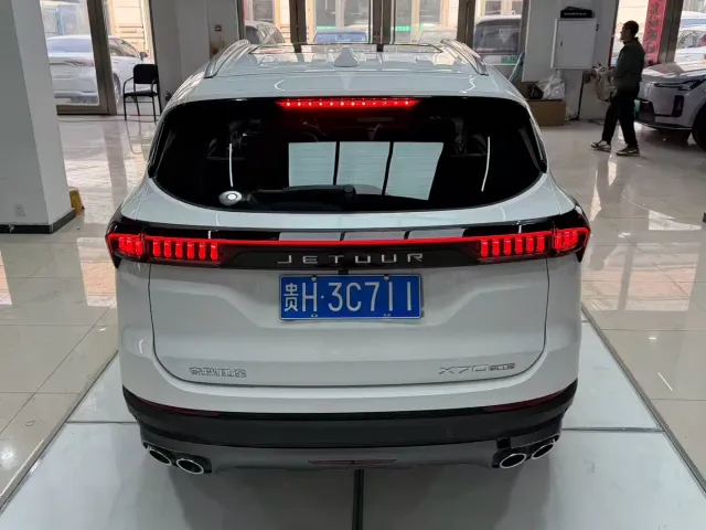Jetour X70 Plus — Фото автомобиля 5