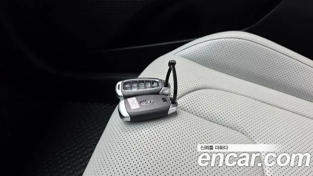 Hyundai Avante CN7 — Фото автомобиля 27
