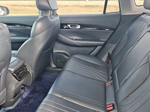 Geely Galaxy E5 — Фото автомобиля 10