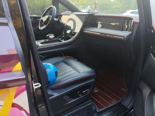 GAC Trumpchi M8 — Фото автомобиля 8