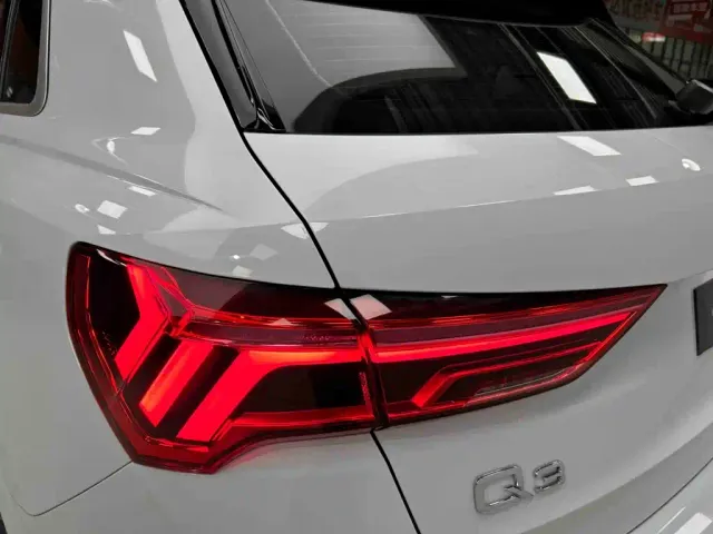 Audi Q3 — Фото автомобиля 24