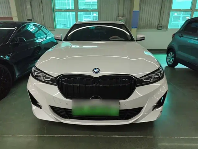 BMW i3 — Фото автомобиля 2