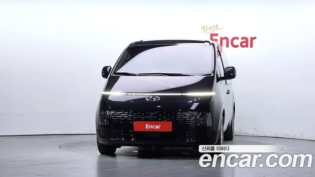 Hyundai Staria Staria Карго 5 мест — Фото автомобиля 3