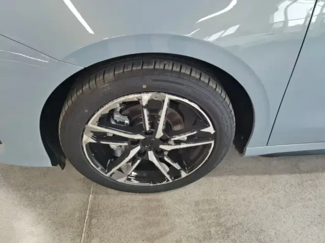 Geely Binrui — Фото автомобиля 22