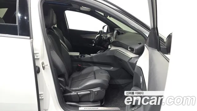 Peugeot 3008 — Фото автомобиля 3
