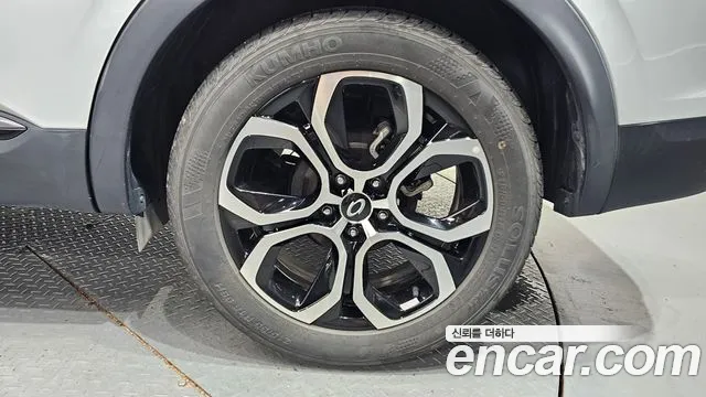 Renault-KoreaSamsung XM3 — Фото автомобиля 6