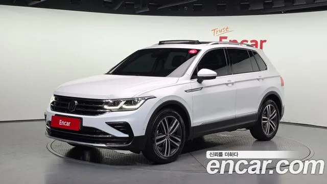 Фотография автомобиля — Volkswagen Tiguan