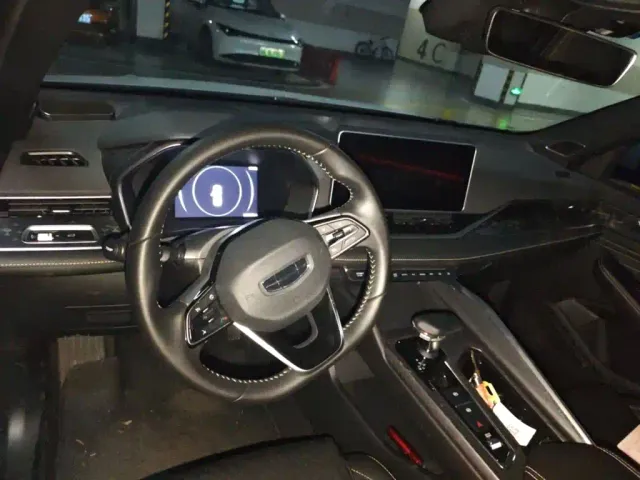 Geely Xingrui — Фото автомобиля 10