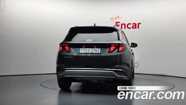 Hyundai Tucson Новый Tucson (NX4) Бензин 1.6 турбо 2WD — Фото автомобиля 4