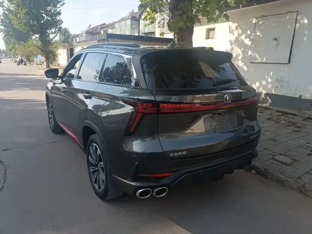 Changan CS75 Plus — Фото автомобиля 4