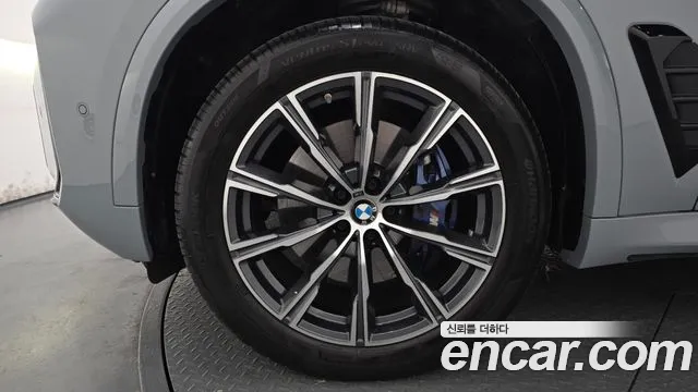BMW X5 — Фото автомобиля 5