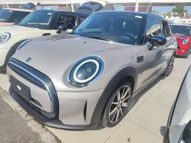 Фотография автомобиля — MINI Hatch