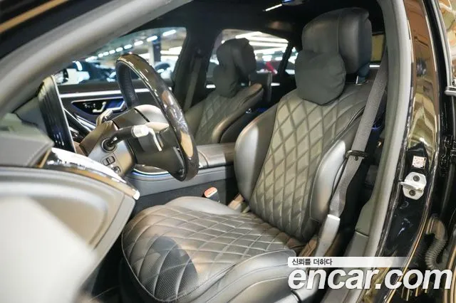 Mercedes-Benz S-Class — Фото автомобиля 11