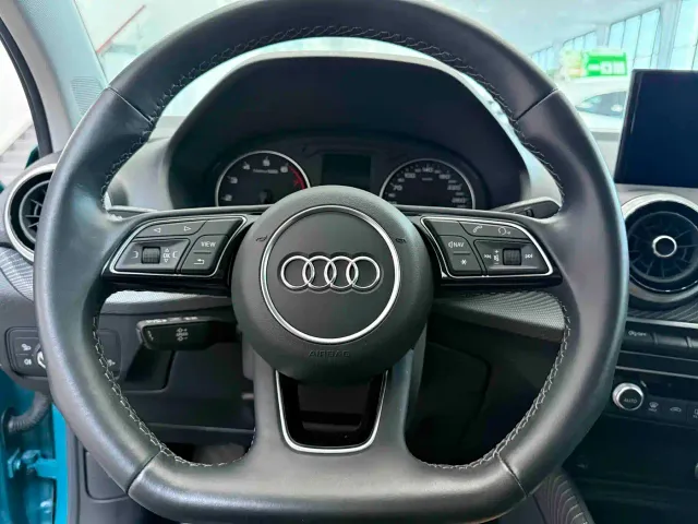 Audi Q2L — Фото автомобиля 12