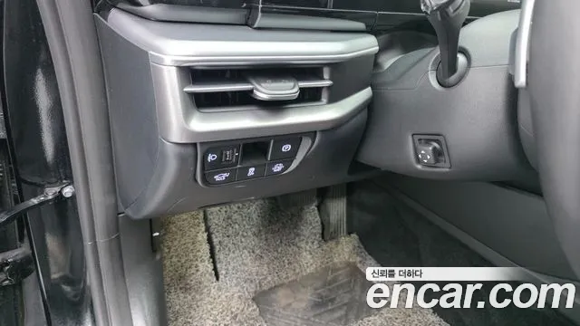 Hyundai Grandeur GN7 — Фото автомобиля 12