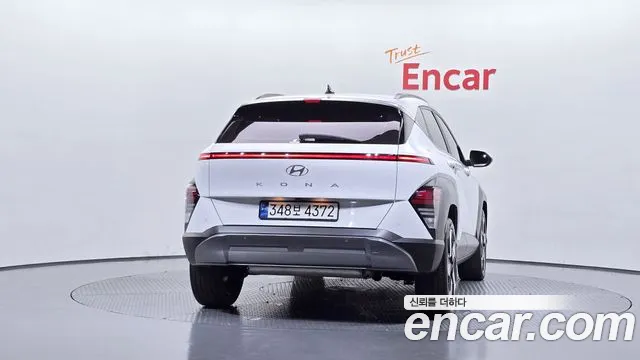 Hyundai Kona — Фото автомобиля 4