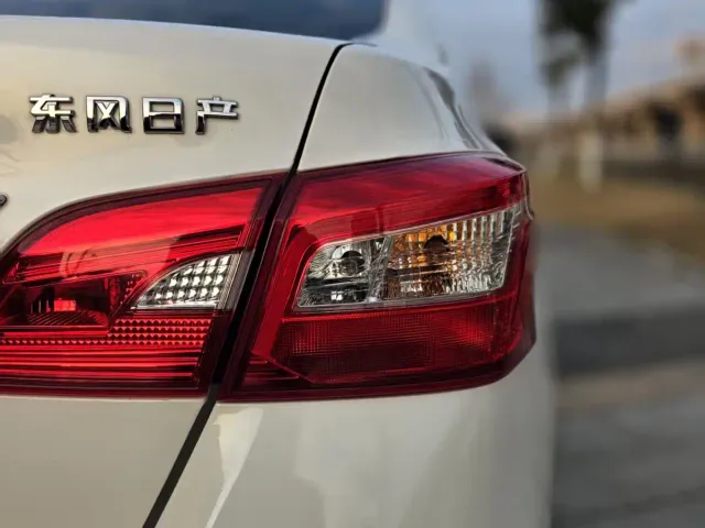 Nissan Sylphy — Фото автомобиля 17