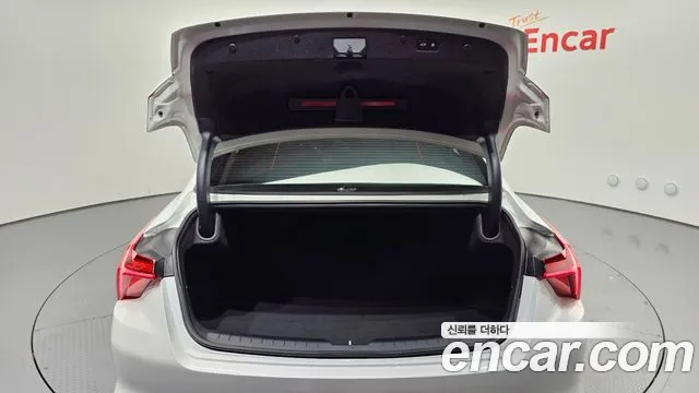 Kia K8 K8 Hybrid — Фото автомобиля 26