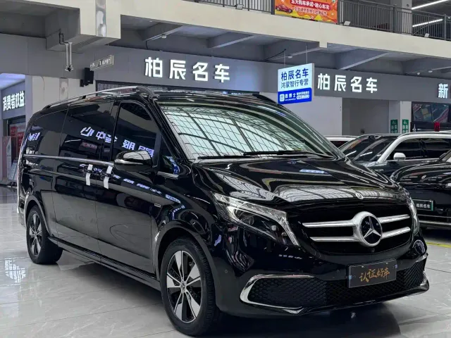Mercedes-Benz V-Class — Фото автомобиля 2