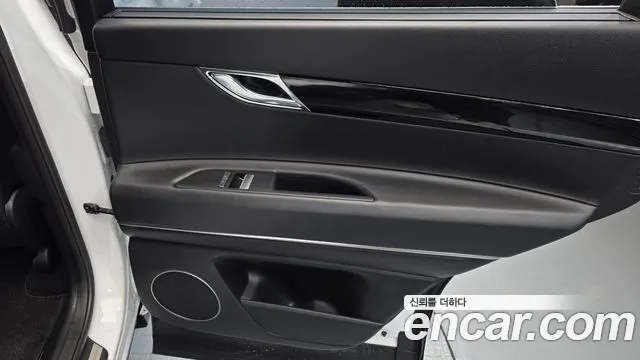 Genesis GV80 2.5T Бензин AWD — Фото автомобиля 22