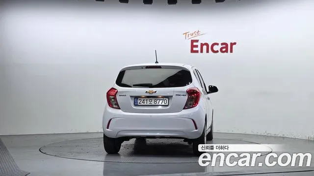 Chevrolet Spark — Фото автомобиля 4