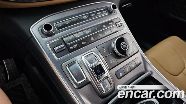 Hyundai Santafe — Фото автомобиля 8