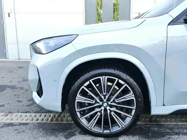 BMW X1 — Фото автомобиля 6