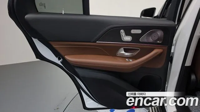 Mercedes-Benz GLE-Class — Фото автомобиля 14