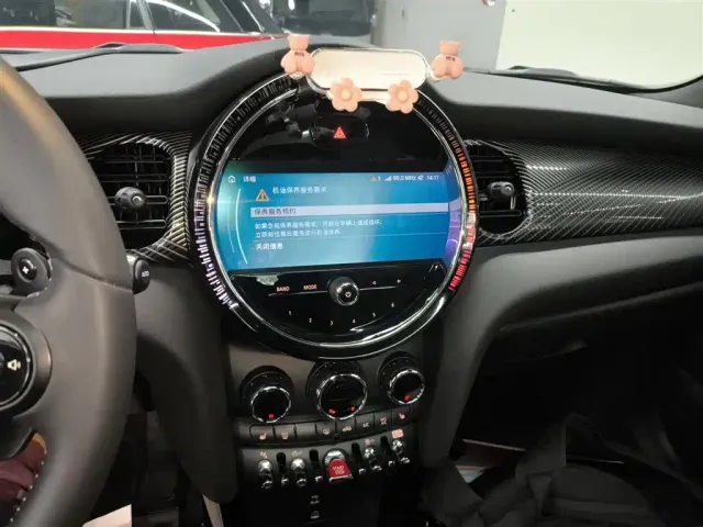 MINI Hatch — Фото автомобиля 8