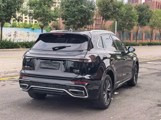 Hongqi HS5 — Фото автомобиля 9