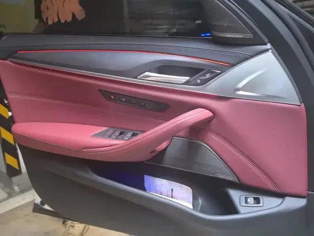 BMW 5 Series — Фото автомобиля 7
