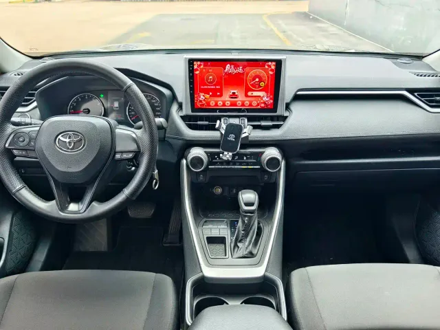 Toyota Wildlander — Фото автомобиля 8