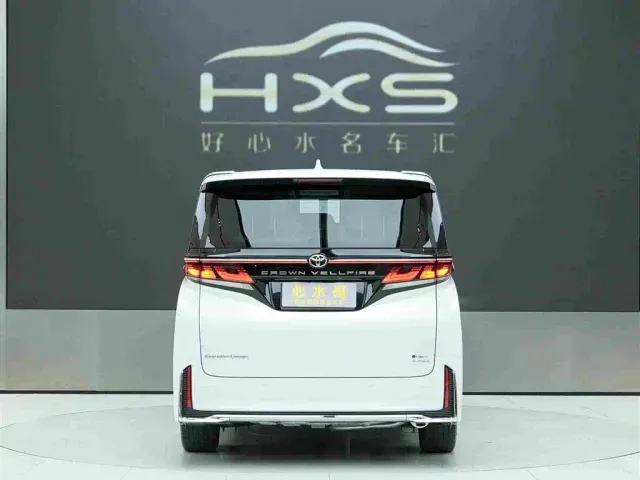 Toyota Vellfire — Фото автомобиля 5