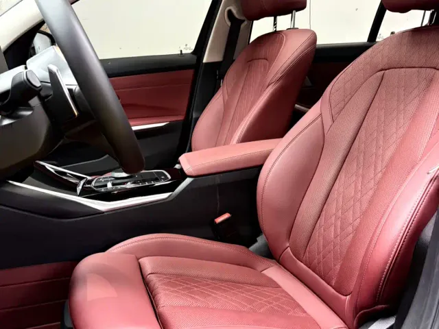 BMW 3 Series — Фото автомобиля 11