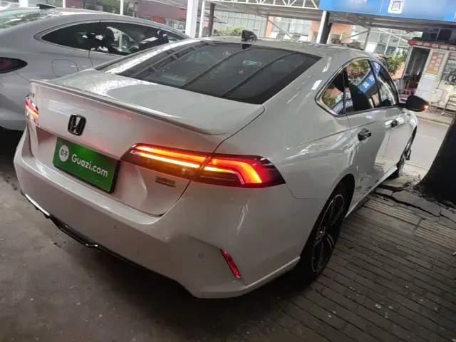 Honda Inspire — Фото автомобиля 6