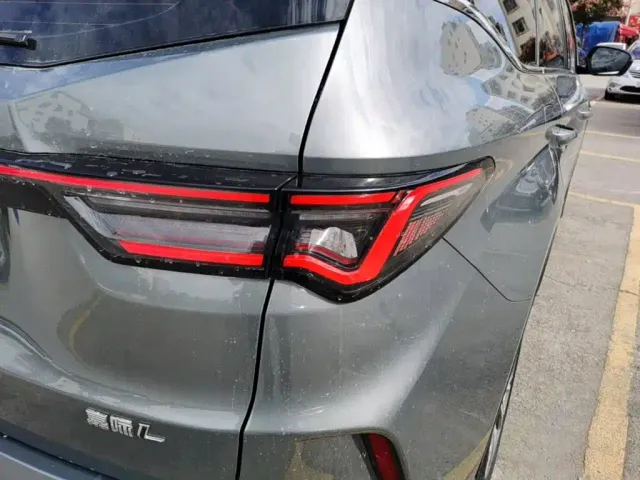 Geely Jiaji — Фото автомобиля 7