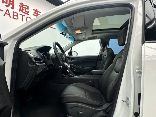 Chevrolet Orlando — Фото автомобиля 4