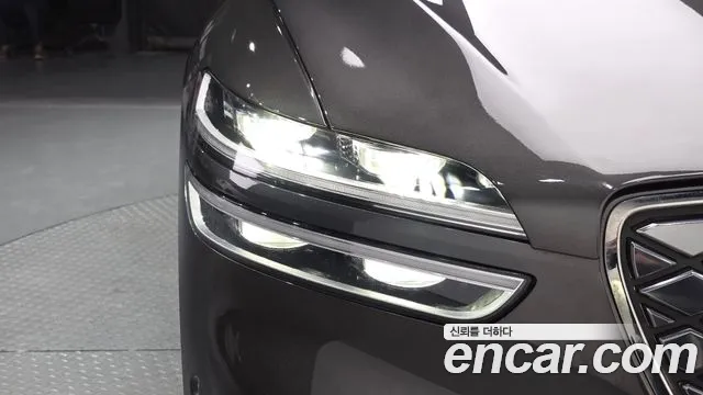 Genesis GV70 Electrified GV70 — Фото автомобиля 22