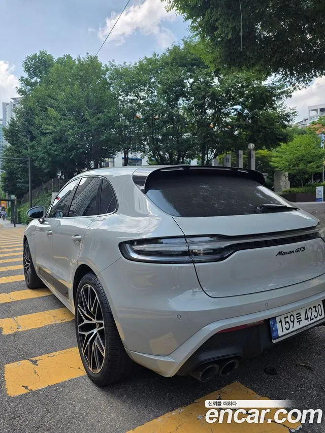 Porsche Macan — Фото автомобиля 2