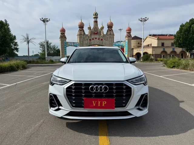 Audi Q3 — Фото автомобиля 2