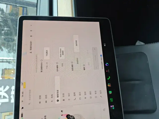Tesla Model Y — Фото автомобиля 20