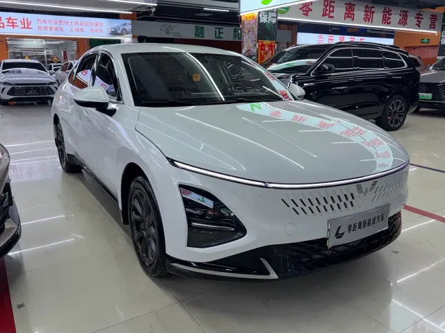 Wuling Starlight — Фото автомобиля 3