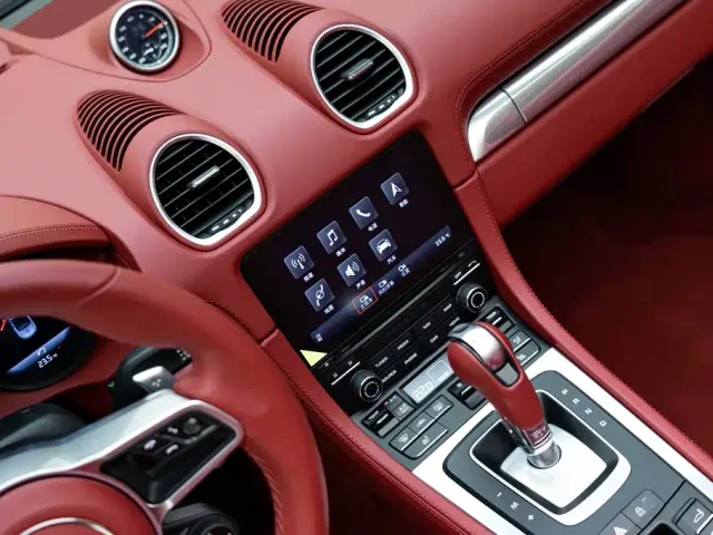 Porsche 718 — Фото автомобиля 12