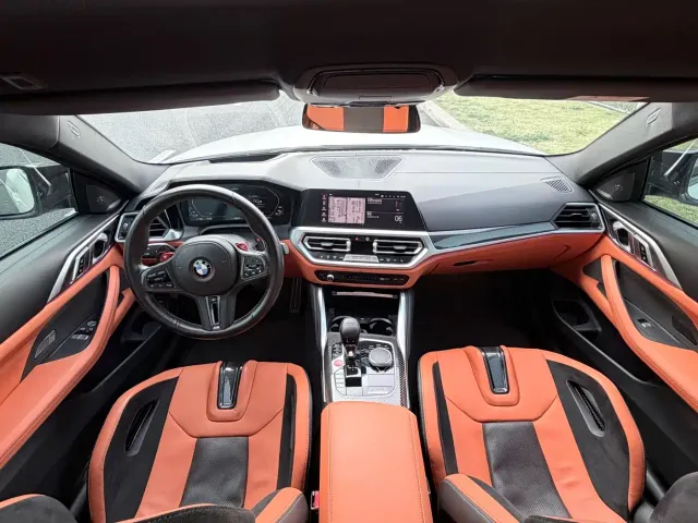 BMW M4 — Фото автомобиля 10