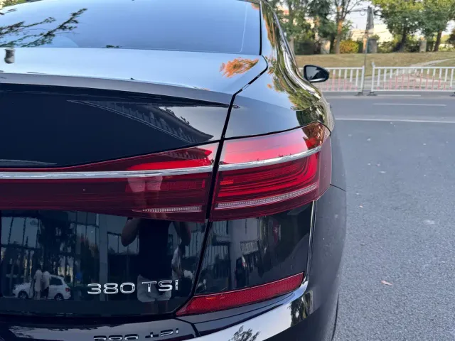 Volkswagen Passat — Фото автомобиля 8
