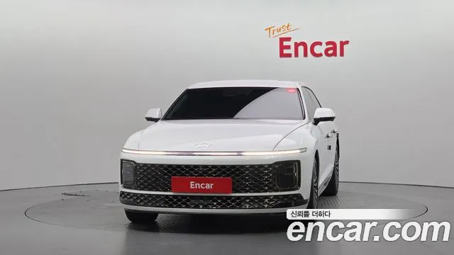 Hyundai Grandeur GN7 — Фото автомобиля 3