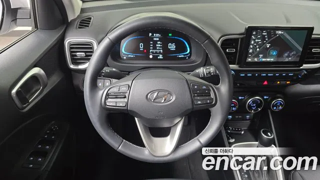 Hyundai Venue — Фото автомобиля 18